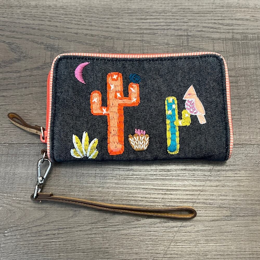 Vera Bradley Dark Denim Embroidered Cactus Wristlet Wallet